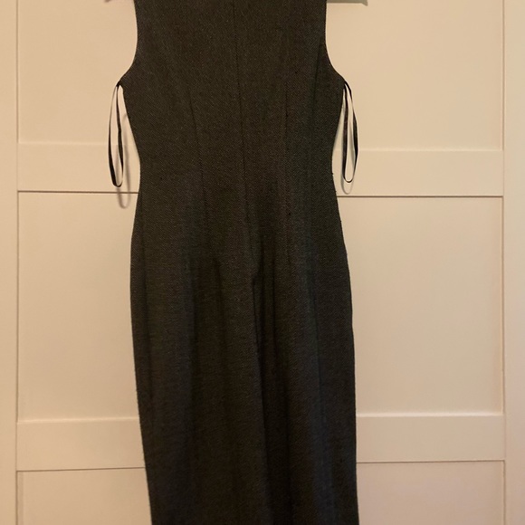 Le Chateau lined sheath dress size S - Picture 2 of 3
